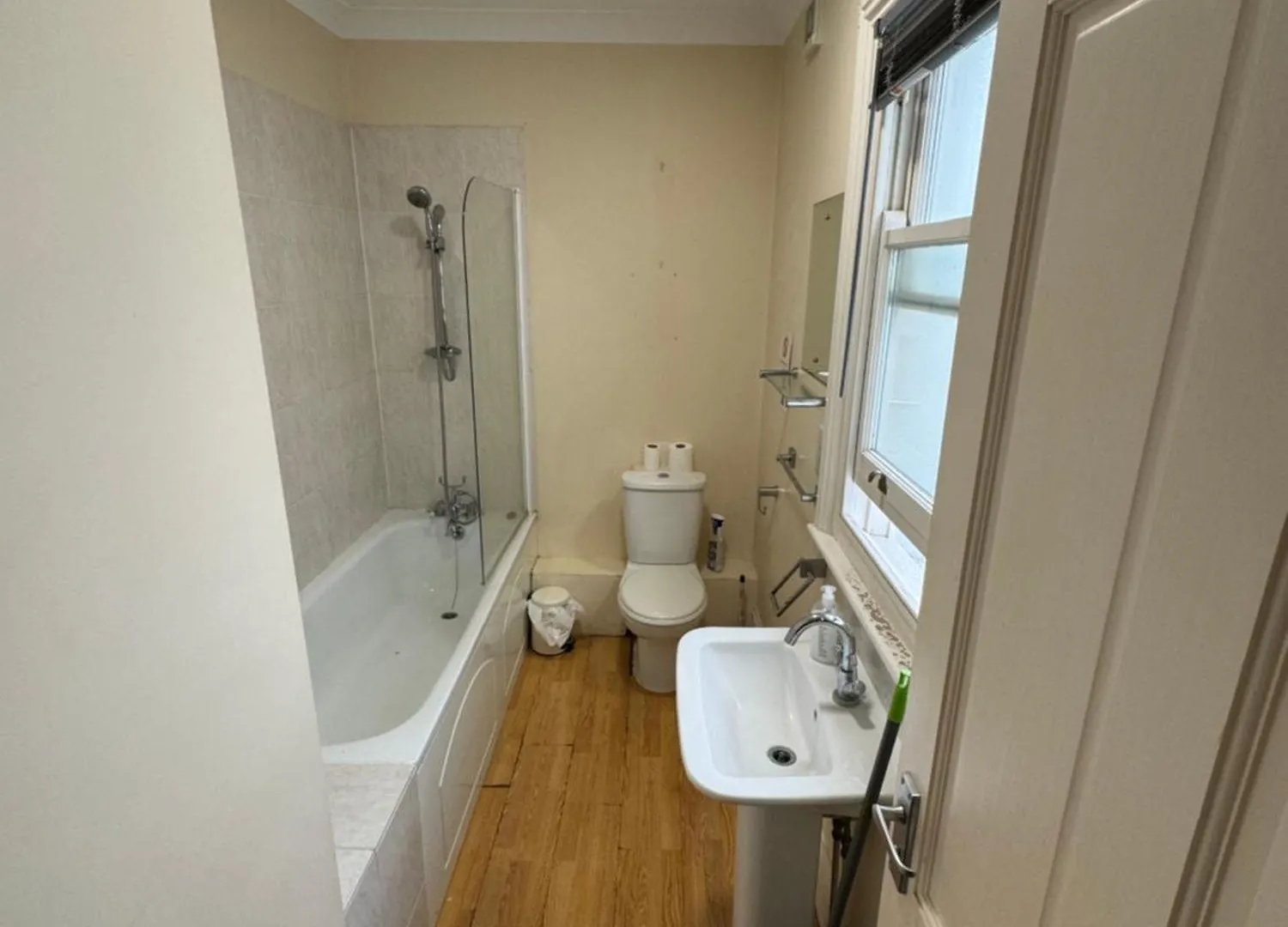 Room In Shared Property Central Brighton United Kingdom