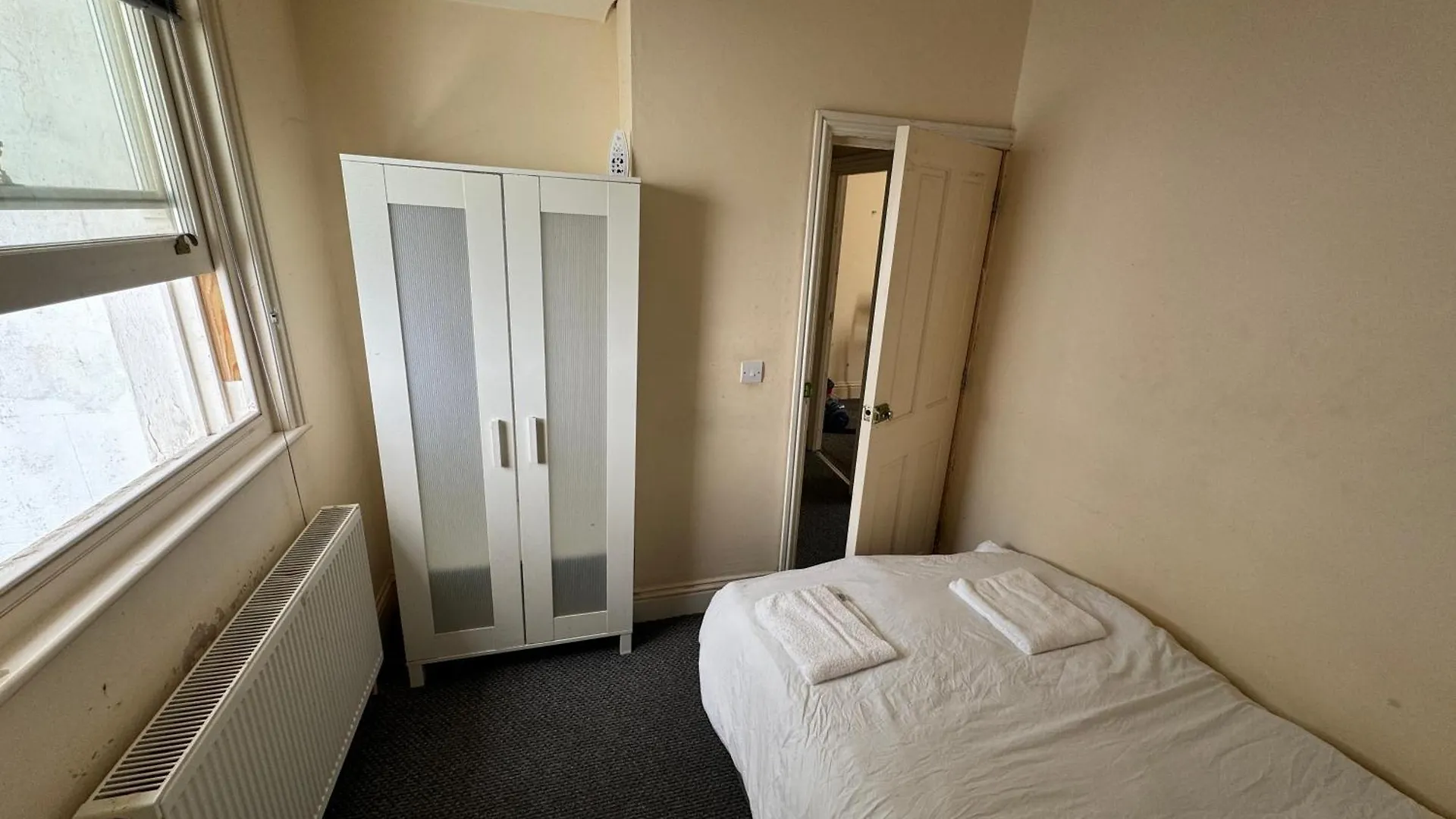 Room In Shared Property Central Brighton 0*,  United Kingdom